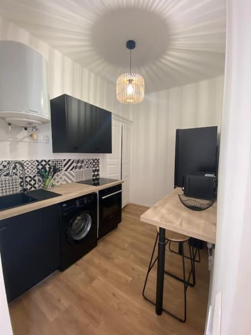 Corte Magnifique T2 45M2 Neuf 5 Personnes Place St Marcel Hyper Centre Wifi Lave Linge Tv エクステリア 写真