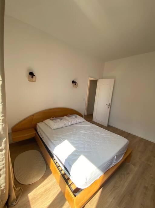 Corte Magnifique T2 45M2 Neuf 5 Personnes Place St Marcel Hyper Centre Wifi Lave Linge Tv エクステリア 写真